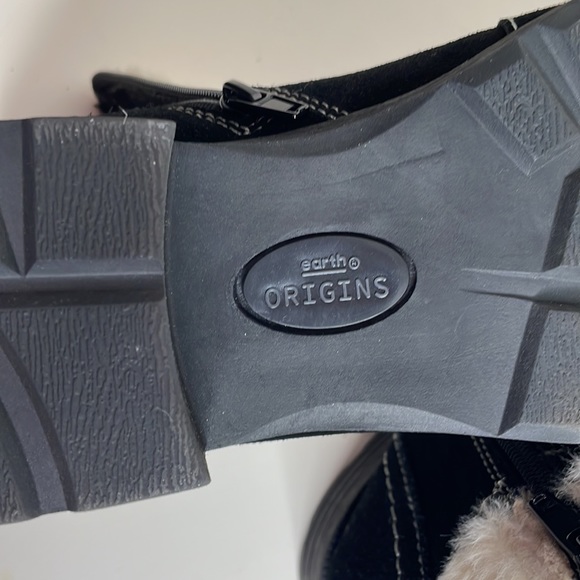 Earth Origins Rada Women's suede Faux Fur Lined Lace-Up alpine Booties size 11 - Picture 9 of 9